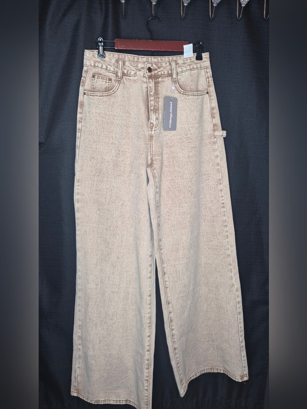 Missguided Beige Wide-Leg Jeans
